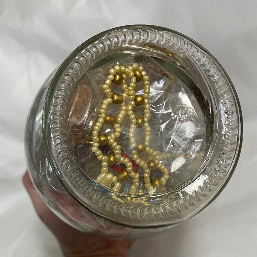 Assorted NWT Jewelry in Glass Vase - Picture 6 of 14